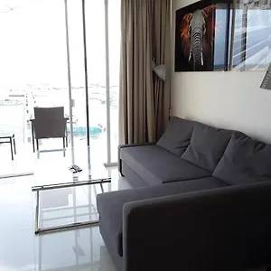 First Line Duplex Puerto Banus Sleeps 8 People Apartment