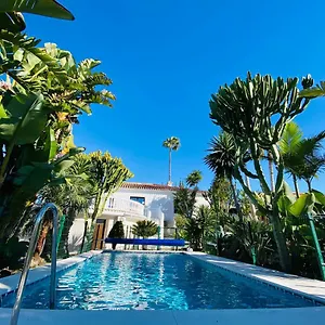Apartment Studio-near The Beach, Bbq And Seawater Pool, Marbella