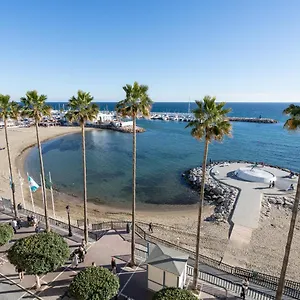 Appartamento Beachfront With Stunning Sea Views, Marbella