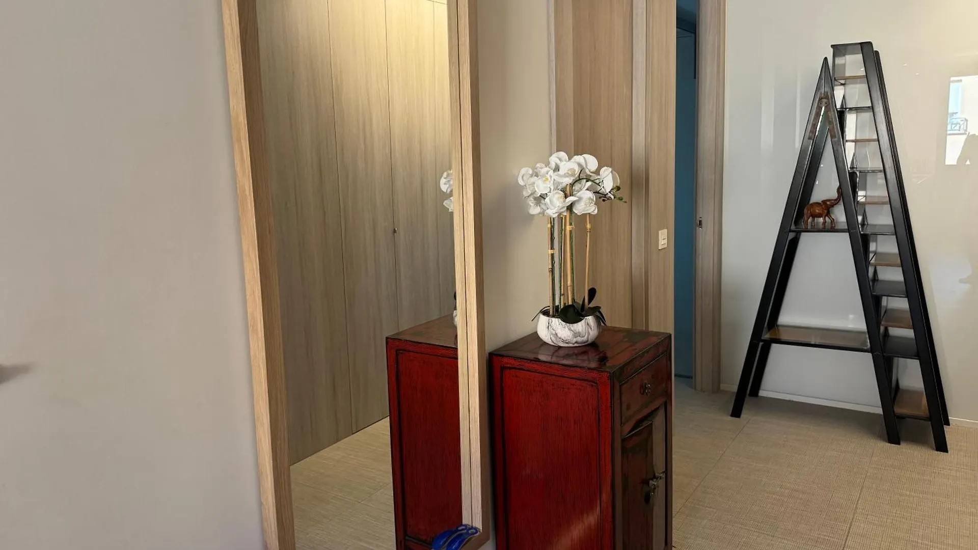Modern Holiday Apartments 0*, Marbella