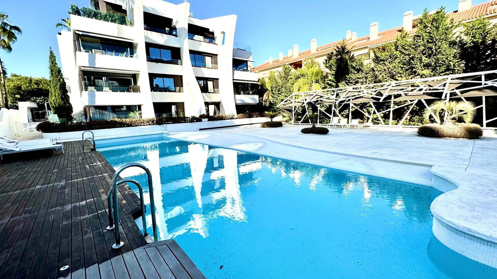 Modern Holiday Apartments