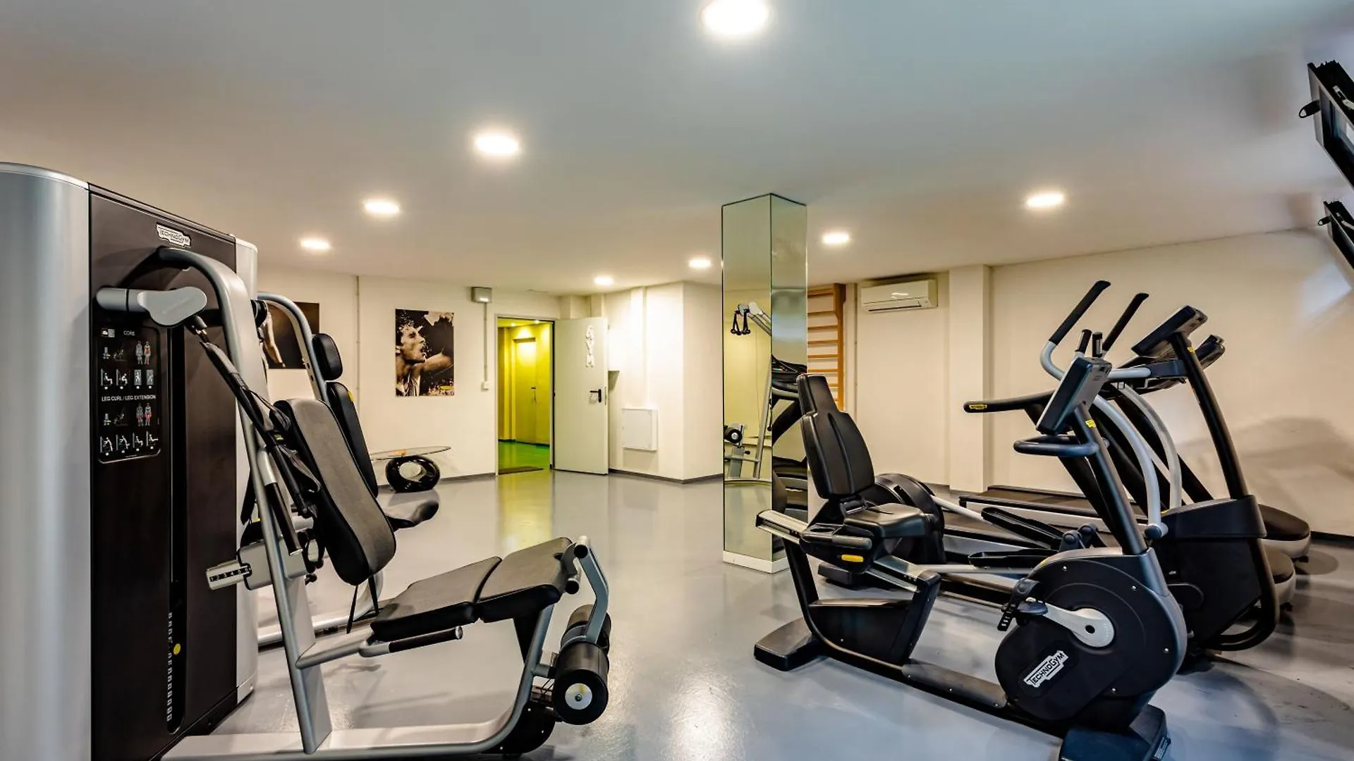 Modern Holiday Apartments 0*, Marbella Spain
