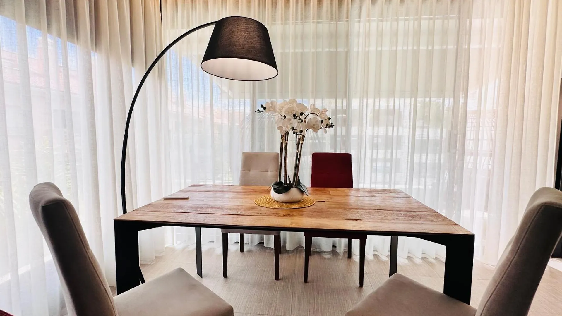 Modern Holiday Apartments 0*, Marbella Spain